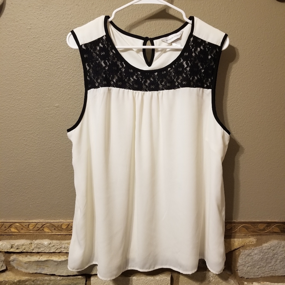 Christopher & Banks Dressy Tank Size XL